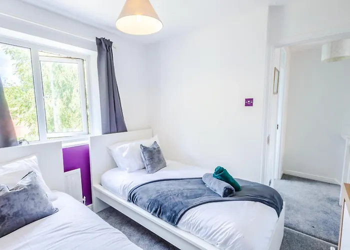 Stylish 3br House - Free Parking - Fast Wi-fi- Smart Tv Nyaraló Bristol